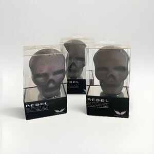 Silver Metallic Skull Hairbrush